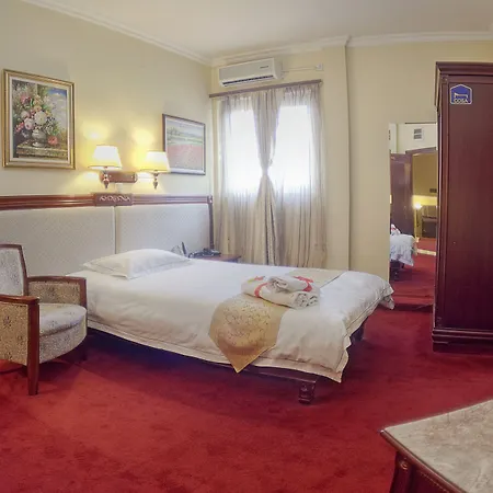 Garni Planeta 4* Novi Sad